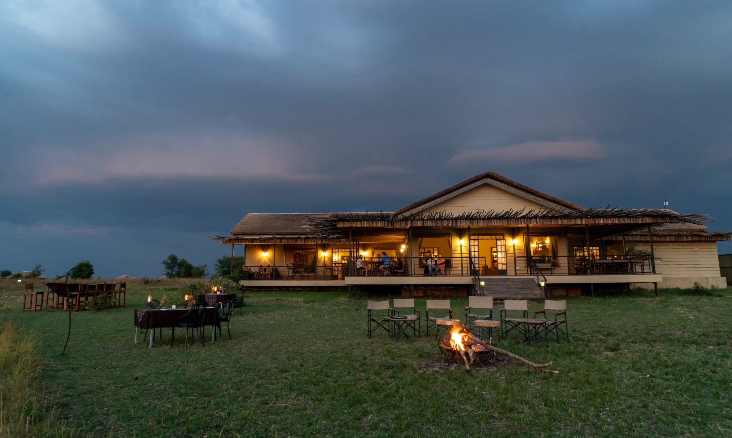 Semi-Luxury: Mara river camp By Karibu Camps